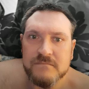 Meet your Posher, Troy